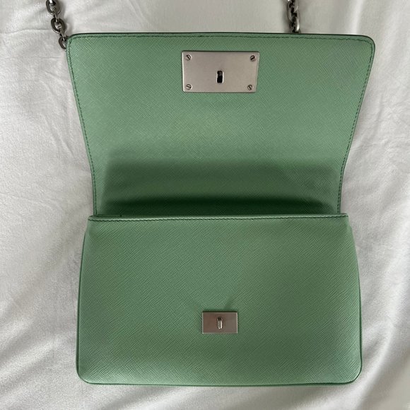 Brand New Rare Prada Saffiano Lux Leather Chain Shoulder Bag in Acquamarina - Picture 8 of 15